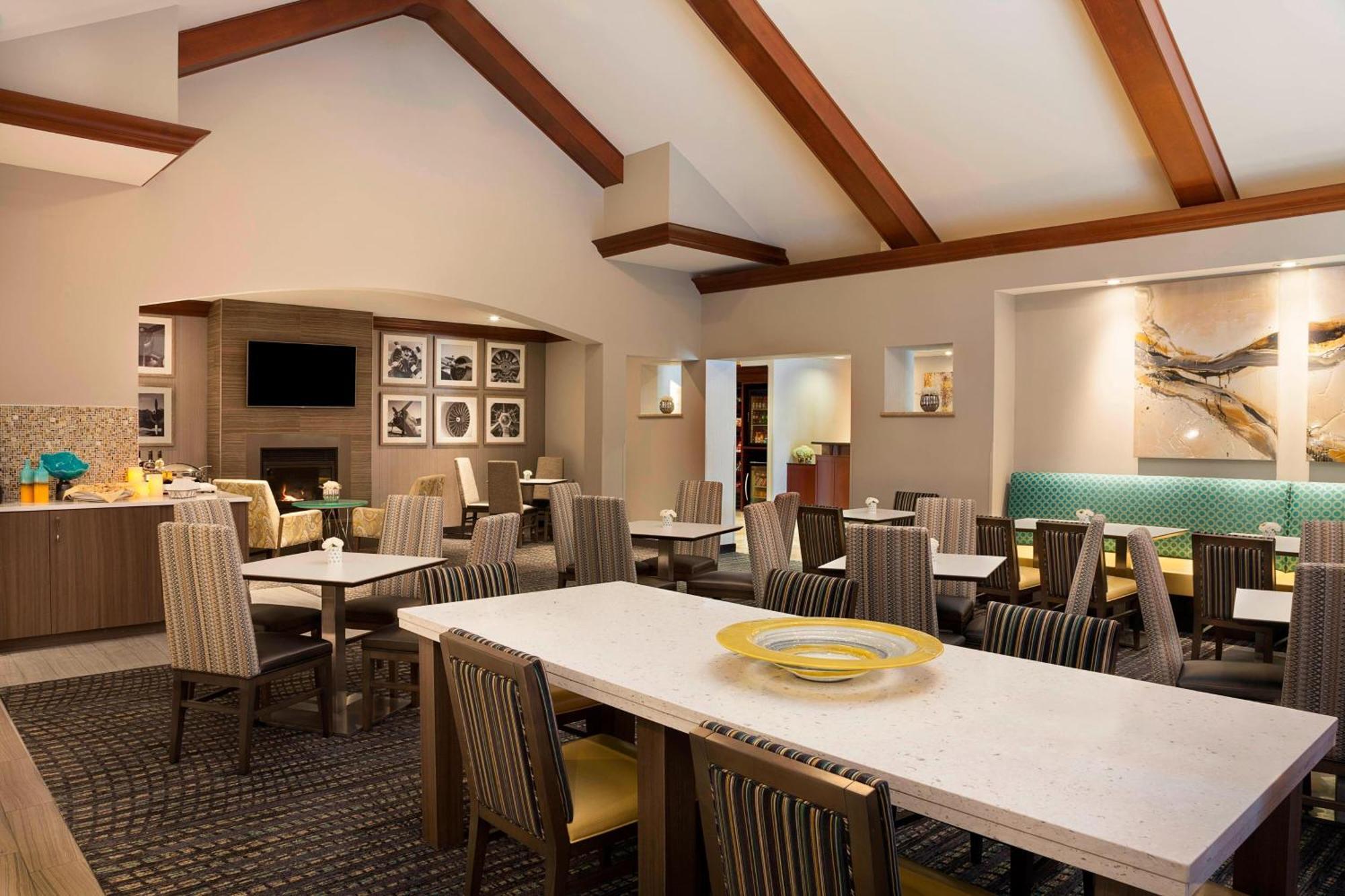 Residence Inn By Marriott Toronto Airport Εξωτερικό φωτογραφία